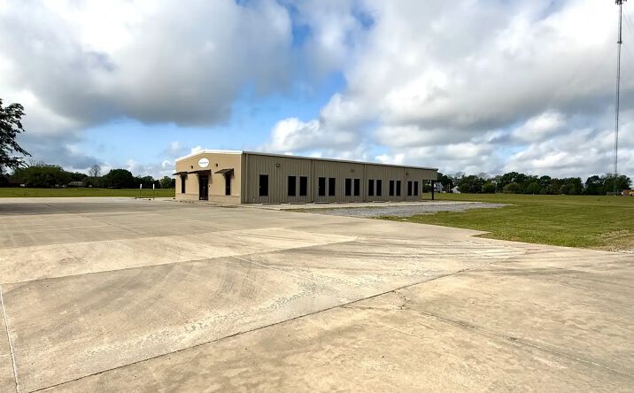 Pictures of Office property located at 7720 US-167, Abbeville, LA 70510 for sales - image #1
