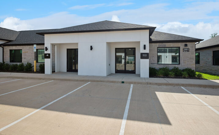 Pictures of Office property located at 2001 Auburn Hills Pkwy, McKinney, TX 75071 for sales - image #1