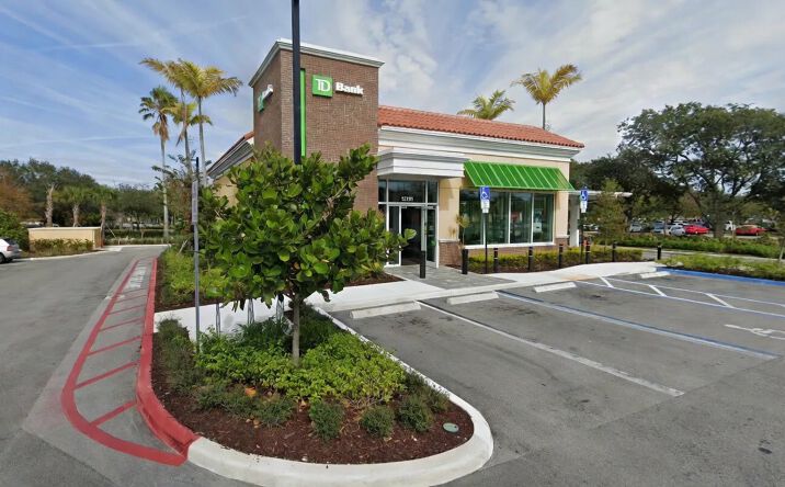 Pictures of Retail property located at 12391 W Sunrise Blvd, Plantation, FL 33323 for sales - image #1