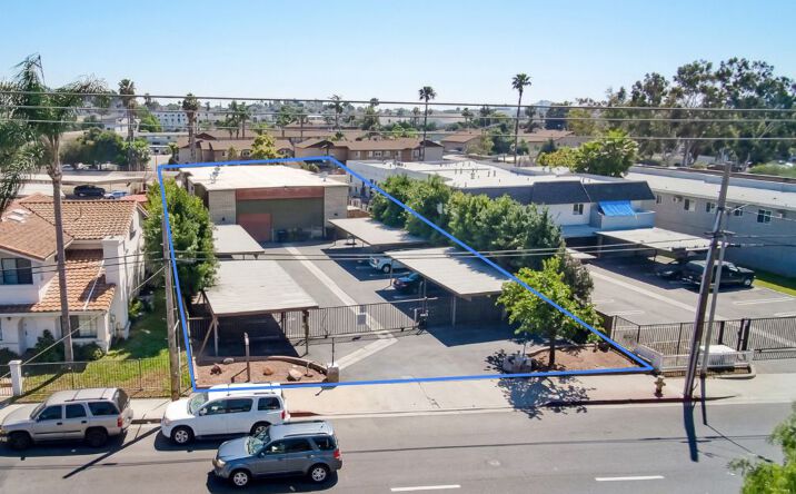 Pictures of Multifamily property located at 361 E Washington Ave, Escondido, CA 92025 for sales - image #1