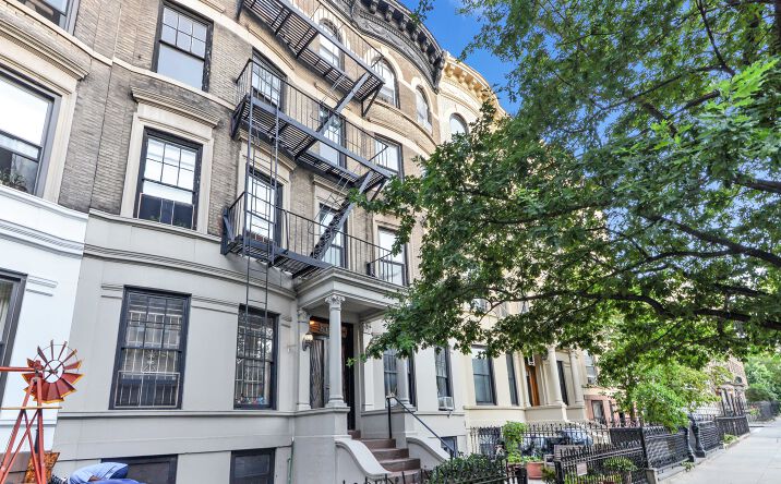 Pictures of Multifamily property located at 207 8th Ave, Brooklyn, NY 11215 for sales - image #1