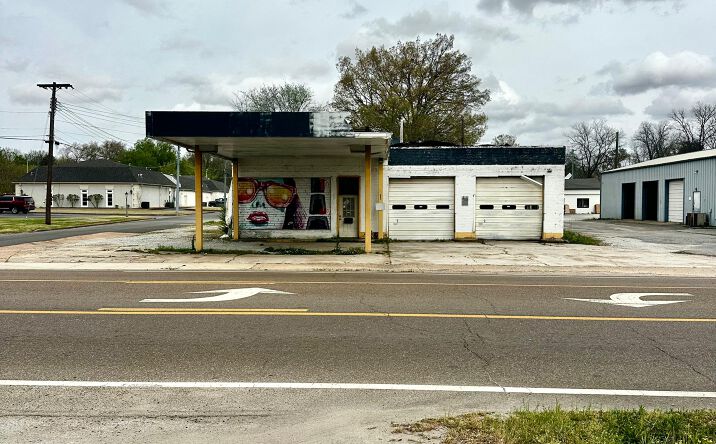 Pictures of Retail property located at 343 W Main St, Brownsville, TN 38012 for sales - image #1
