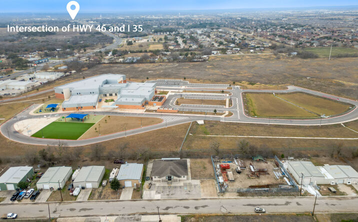 Pictures of Mixed Use, Office property located at 223 Lucinda Dr, New Braunfels, TX 78130 for sales - image #1
