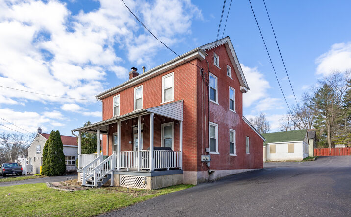 Pictures of Mixed Use, Multifamily, Office, Retail property located at 109 Gravel Pike, Collegeville, PA 19426 for sales - image #1