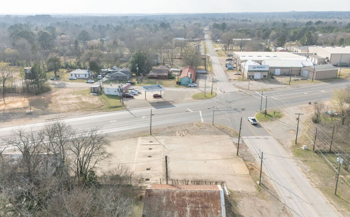 Pictures of Land property located at 616 Gladewater St, Kilgore, TX 75662 for sales - image #1