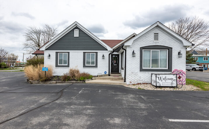 Pictures of Office property located at 8149 Castleton Rd, Indianapolis, IN 46250 for sales - image #1