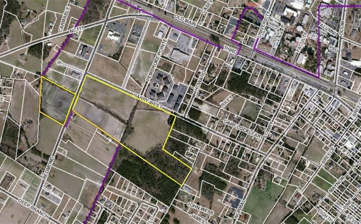 Pictures of Land property located at Harry West Lane and Redmond Road, Pembroke, NC 28372 for sales - image #1