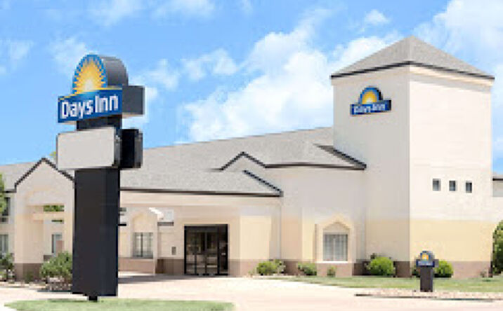 Pictures of Hospitality property located at 405 E Pancake Blvd, Liberal, KS 67901 for sales - image #1