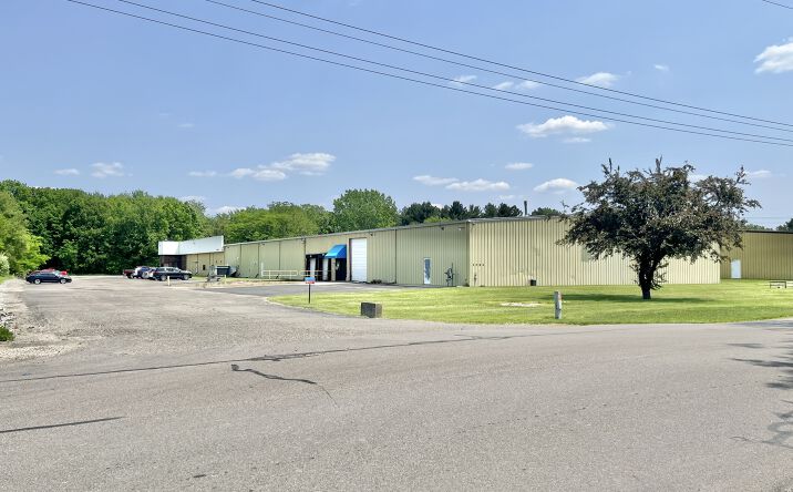 Pictures of Industrial property located at 2094 N Boeing Rd, Warsaw, IN 46582 for sales - image #1