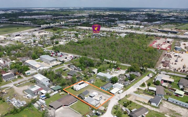 Pictures of Mixed Use, Special Purpose property located at 643 Kaylyn St, Houston, TX 77060 for sales - image #1