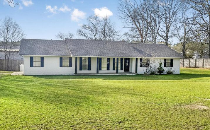 Pictures of Land property located at 35 E Lincoln Drive, 68884, MS 39601 for sales - image #1