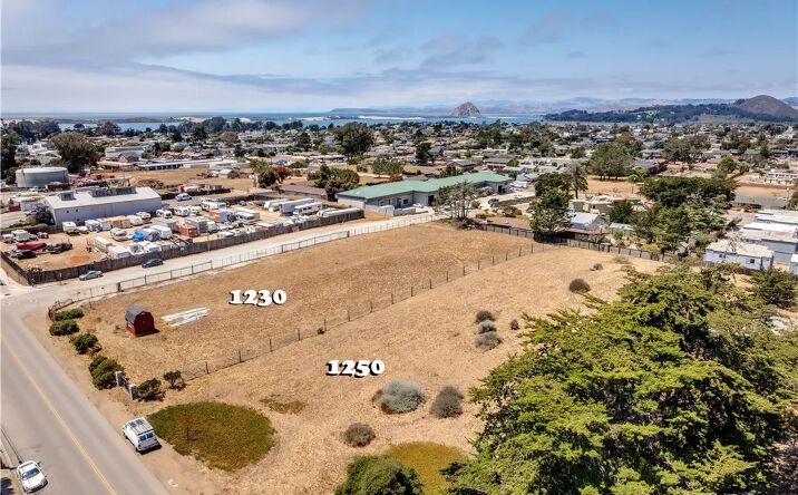 Pictures of Land property located at 1250 Los Olivos, Los Osos, CA 93402 for sales - image #1