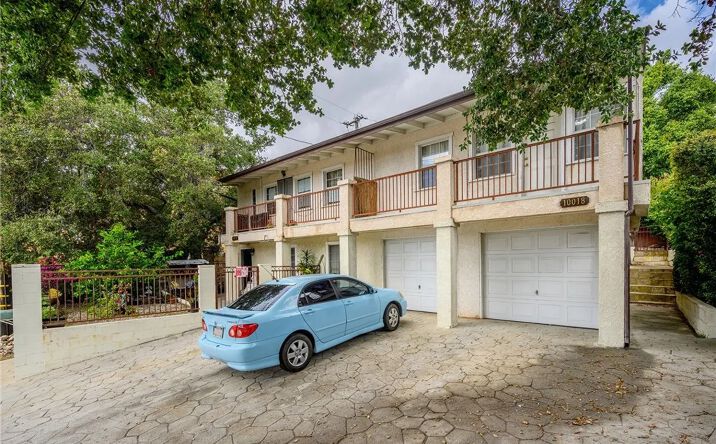 Pictures of Multifamily property located at 10018 Tujunga Canyon Boulevard, Tujunga, CA 91042 for sales - image #1