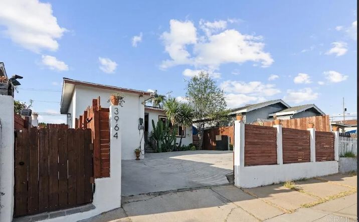 Pictures of Multifamily property located at 3964 Delta Street, San Diego, CA 92113 for sales - image #1