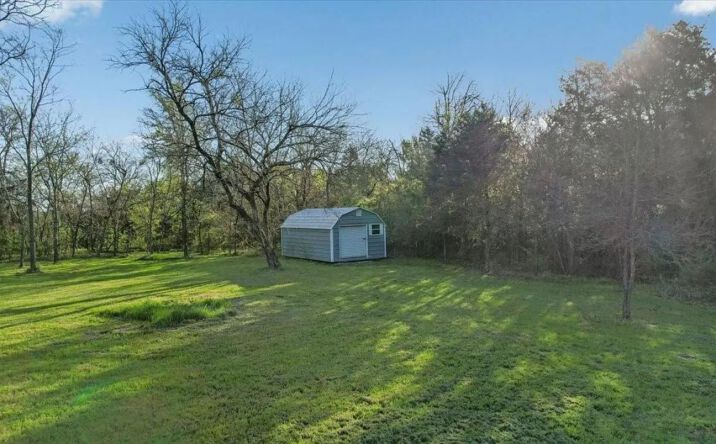 Pictures of Land property located at 2615 County Road 2226, 124328, TX 75135 for sales - image #1