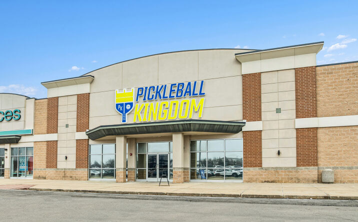 Pictures of Retail, Special Purpose property located at 1700 Orchard Gateway Blvd, North Aurora, IL 60542 for sales - image #1