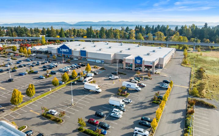 Pictures of Retail property located at 24050 Pacific Hwy S, Kent, WA 98032 for sales - image #1
