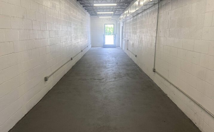 Pictures of Retail, Office property located at 1110 Stumpf Blvd, Gretna, LA 70053 for sales - image #1