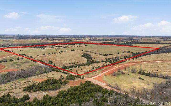 Pictures of Land property located at 160 W County Road 64, Mulhall, OK 73063 for sales - image #1