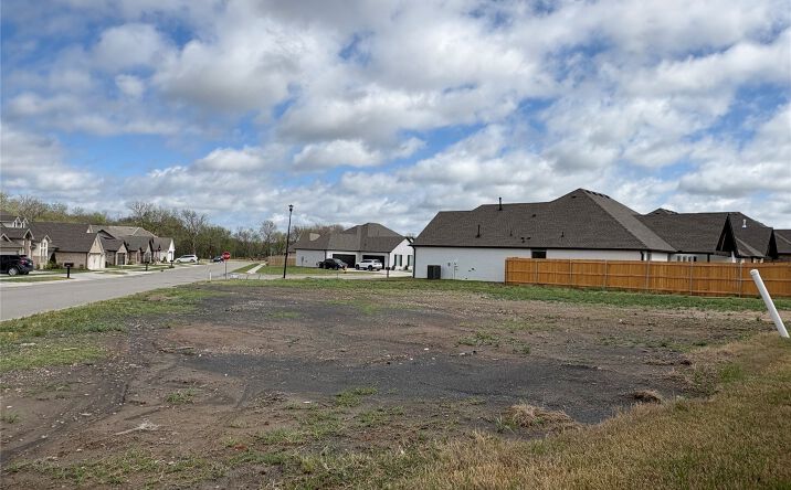 Pictures of Land property located at 2036 E 129th Place S, Jenks, OK 74037 for sales - image #1