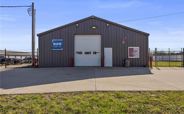 Pictures of Industrial property located at 305 S Joplin Street, Pittsburg, KS 66762 for sales - image #1