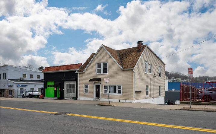 Pictures of Mixed Use, Retail, Land property located at 914-920 Old Nepperhan Avenue, Yonkers, NY 10703 for sales - image #1