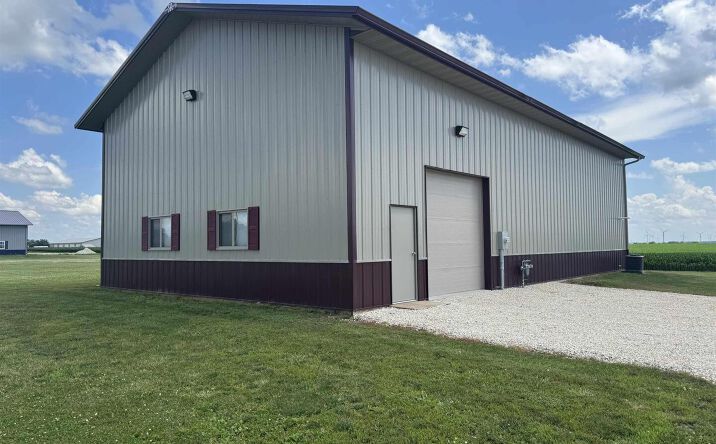 Pictures of Industrial, Office property located at 604 E OAK Street, Cambridge, IL 61238 for sales - image #1