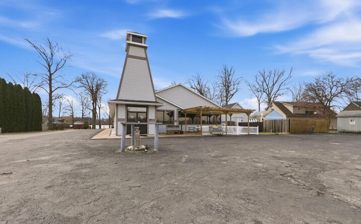 Pictures of Hospitality property located at 6500 S 1170 E, Hudson, IN 46747 for sales - image #1