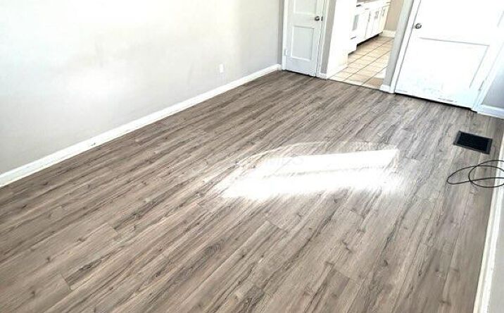 Pictures of Multifamily property located at 1051-1053 Republic Avenue, Columbus, OH 43211 for sales - image #1
