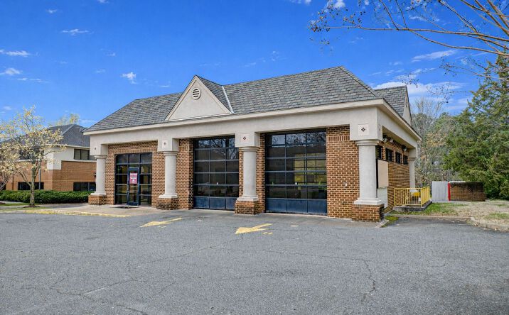 Pictures of Retail property located at 3820 Stillman Pkwy, Richmond, VA 23233 for sales - image #1