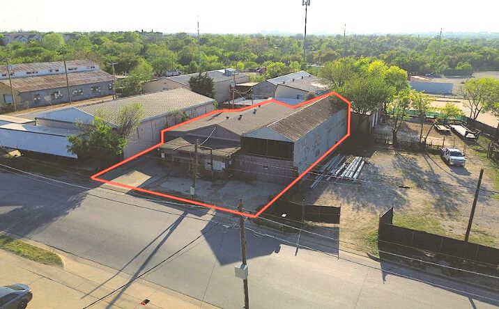 Pictures of Industrial property located at 620 S Collard Street, Fort Worth, TX 76103 for sales - image #1