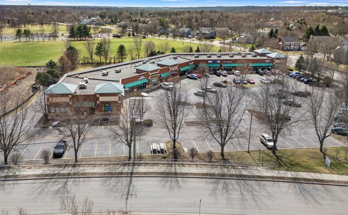 Pictures of Retail property located at 1925 Huntley Rd, West Dundee, IL 601189301 for sales - image #1