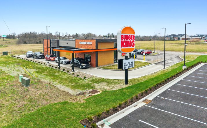 Pictures of Retail property located at 1992 Spring House Dr, Richmond, KY 40475 for sales - image #1