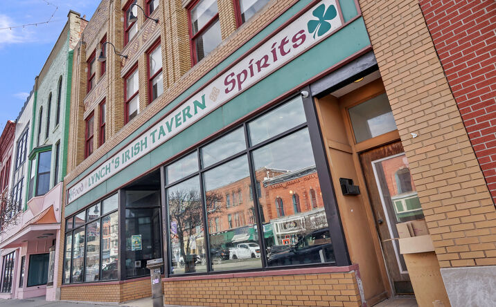Pictures of Hospitality, Retail property located at 210 Huron Avenue, Port Huron, MI 48060 for sales - image #1
