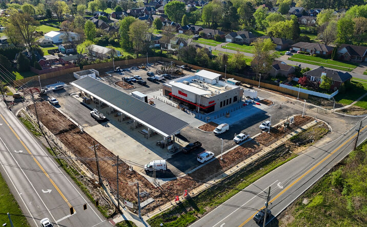 Pictures of Retail property located at 7601 Vaughn Mill Rd, Louisville, KY 40228 for sales - image #1