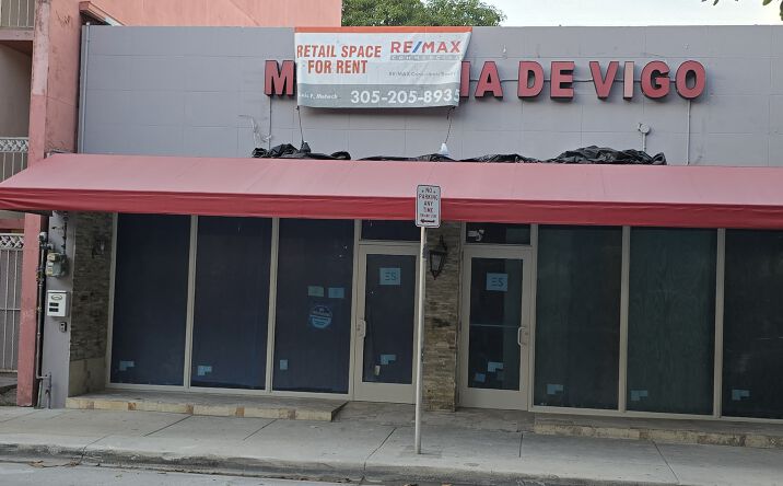 Pictures of Retail property located at 1365 SW 22nd St, Miami, FL 33145 for sales - image #1