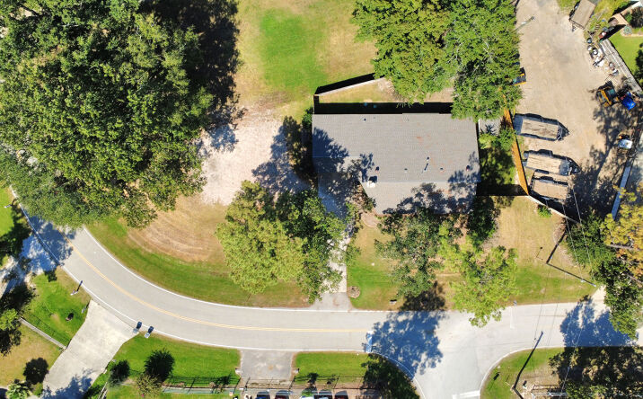 Pictures of Mixed Use, Office, Special Purpose property located at 30202 W Geneva Dr, Spring, TX 77386 for sales - image #1