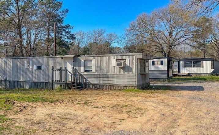 Pictures of Mobile Home Park property located at 90 Dugger Dr NE, Rome, GA 30165 for sales - image #1