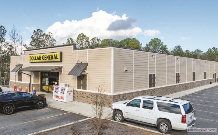 Pictures of Retail property located at 702 N. Main Street, Trenton, FL 32693 for sales - image #1