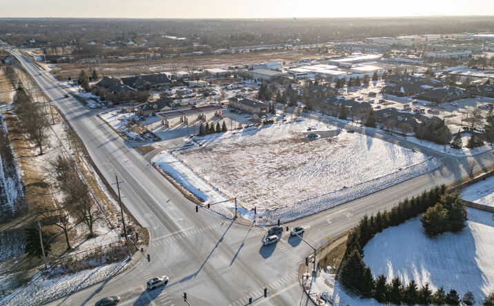 Pictures of Land property located at 11200 W 183rd St, Orland Park, IL 60467 for sales - image #1