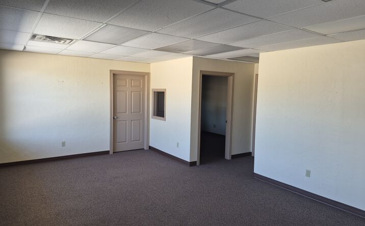 Pictures of Office property located at 17480 NE 23rd St, Choctaw, OK 73020 for sales - image #1