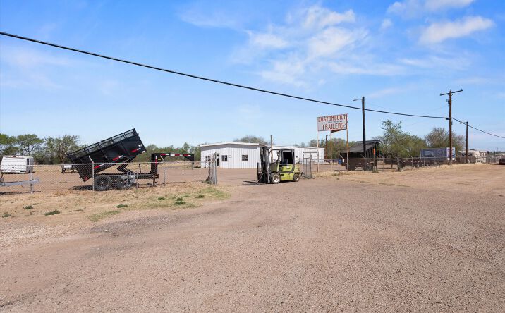 Pictures of Industrial property located at 4511 Idalou Rd, Lubbock, TX 79403 for sales - image #1