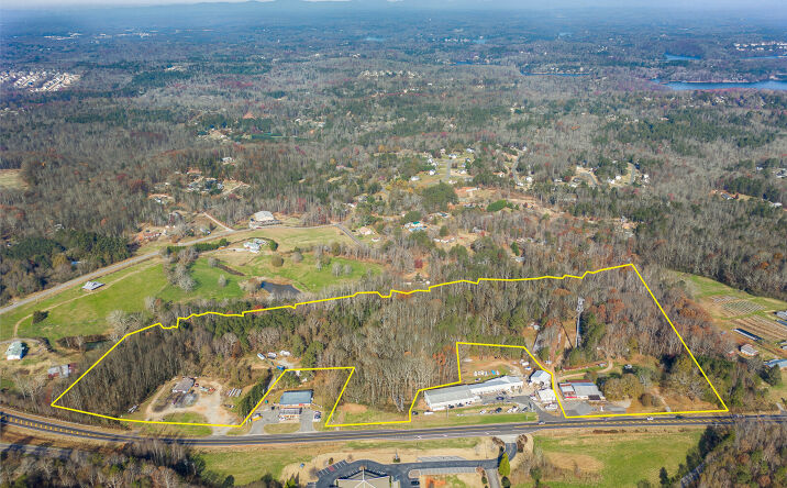 Pictures of Land property located at 4860 Dawsonville Hwy, Gainesville, GA 30506 for sales - image #1