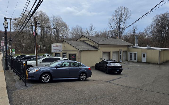 Pictures of Business for Sale property located at 40 Main St, Meriden, CT 06451 for sales - image #1