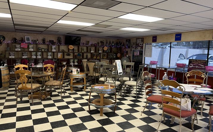 Pictures of Business for Sale, Hospitality, Mixed Use, Retail property located at 13185 Spring Hill Dr, Spring Hill, FL 34609 for sales - image #1
