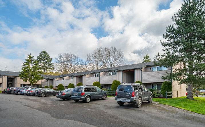Pictures of Multifamily property located at 1717 Texas St, Bellingham, WA 98229 for sales - image #1
