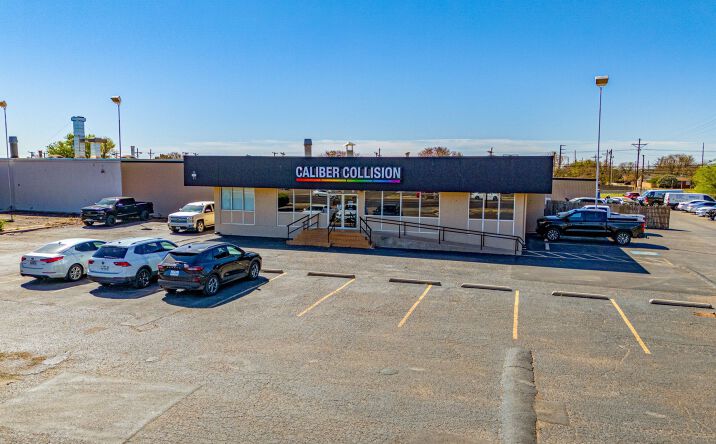 Pictures of Retail property located at 4645 50th St, Lubbock, TX 79414 for sales - image #1
