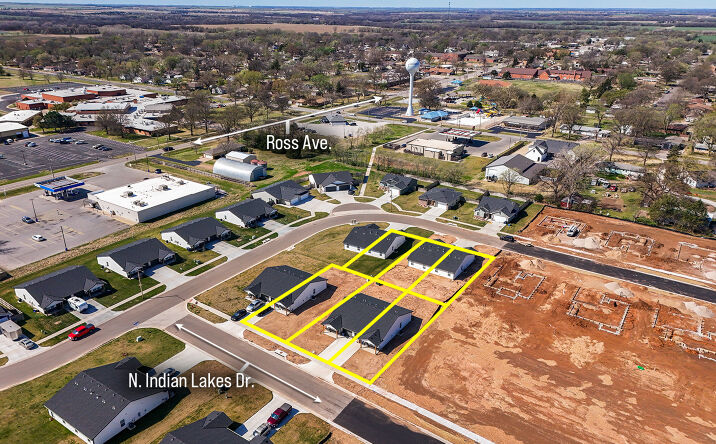 Pictures of Multifamily property located at 183 N Indian Lks Dr, Clearwater, KS 67026 for sales - image #1