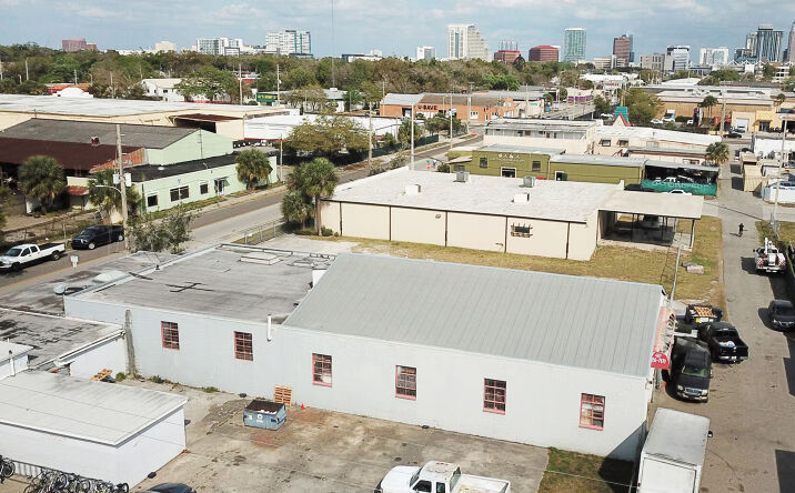 Pictures of Retail, Industrial property located at 1340 W Central Blvd, Orlando, FL 32805 for sales - image #1