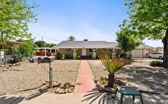 Pictures of Multifamily property located at 3280 Mccall Ave, Selma, CA 93662 for sales - image #1
